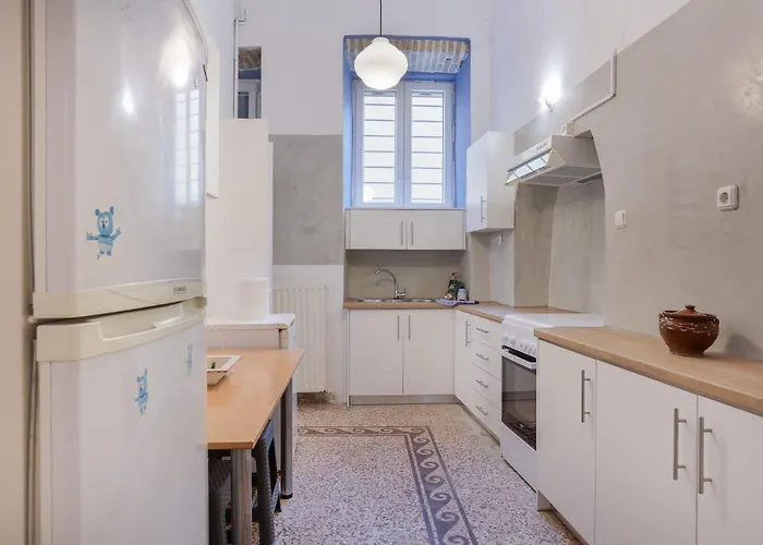 Classic Alexandra Ermoupoli-syros Vaporia Hébergement de vacances